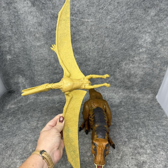 Jurassic‎ World Extreme Damage T-Rex Pteranodon Action Figure Dinosaurs Toys - Picture 9 of 11